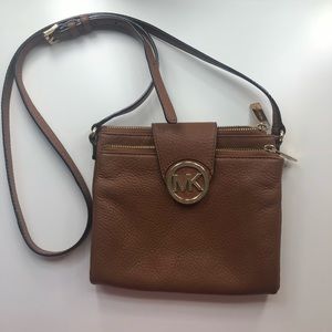 Crossbody bag